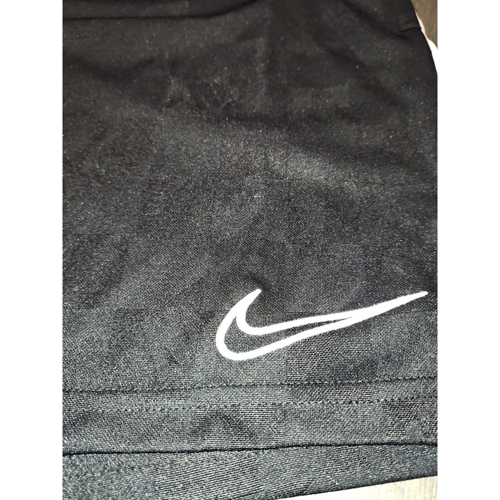 Nike Men's Breathe Academy Black Lux Gym Shorts in black & White Size XL - Picture 3 of 10